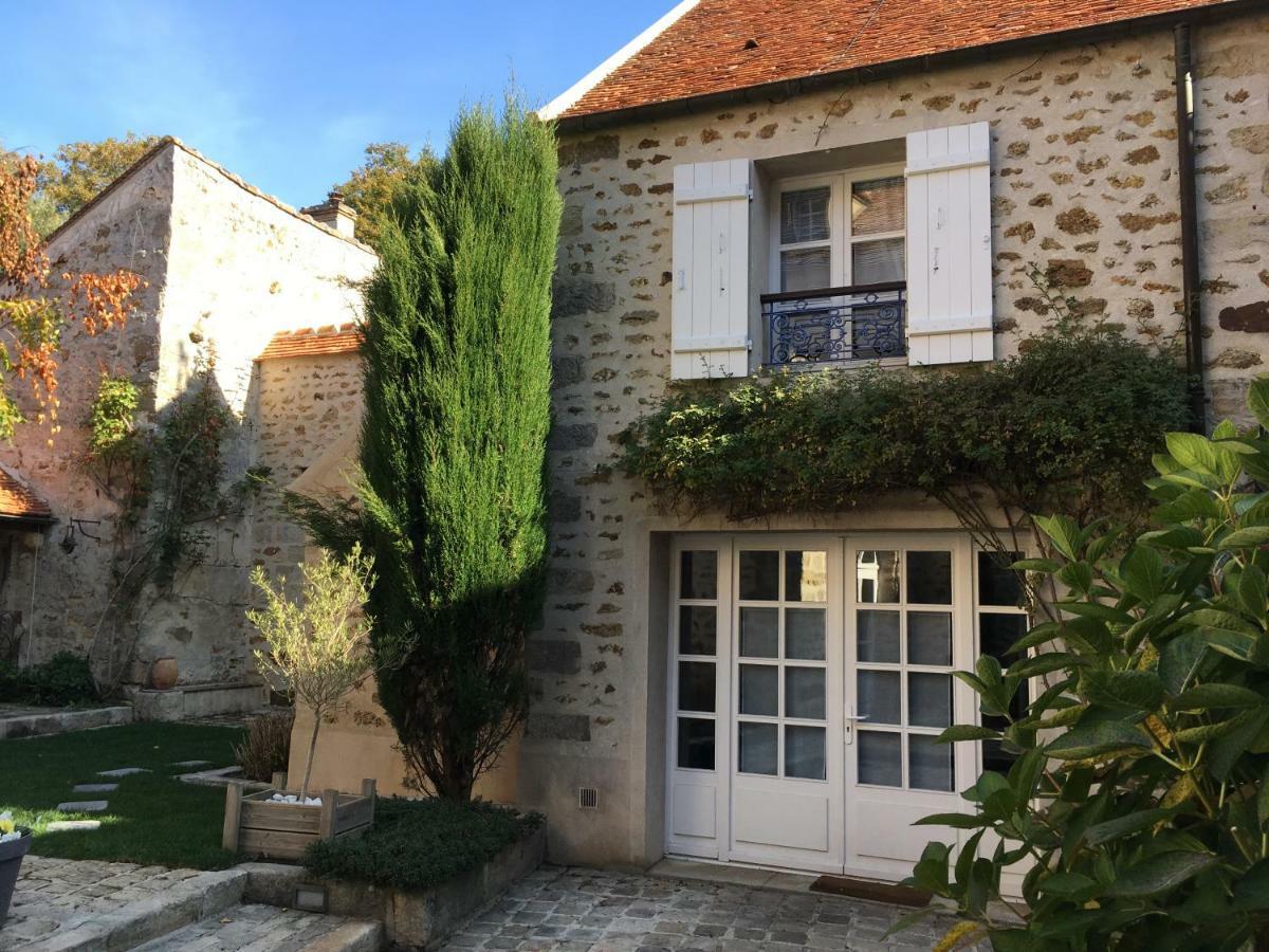 La Maison D'Emilie - Chambres D'Hotes Chaumes-en-Brie 외부 사진
